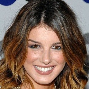 Shenae Grimes