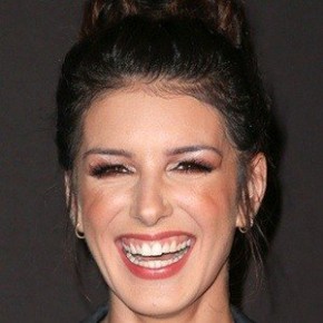 Shenae Grimes