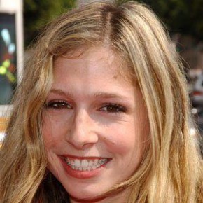 Shoshannah Stern