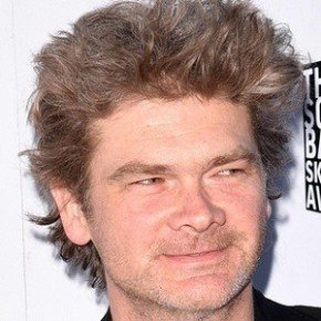 Simon Farnaby