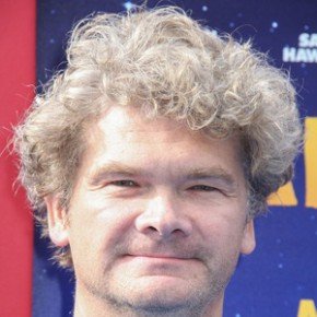 Simon Farnaby