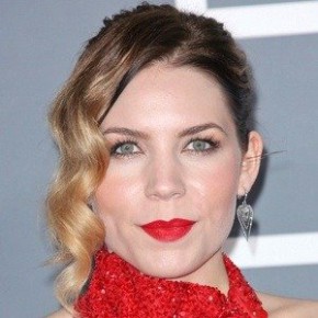 Skylar Grey