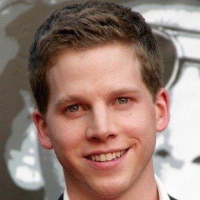 Stark Sands