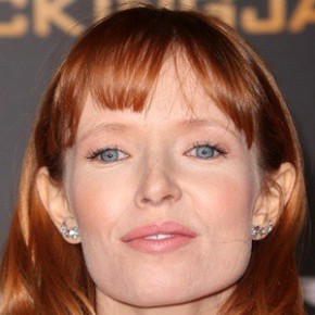 Stef Dawson