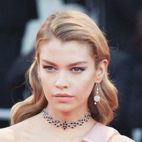 Stella Maxwell