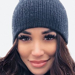 Stella Nicole