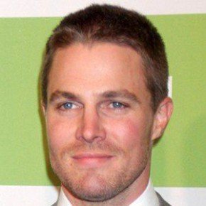 Stephen Amell