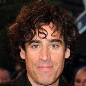 Stephen Mangan