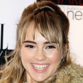 Suki Waterhouse