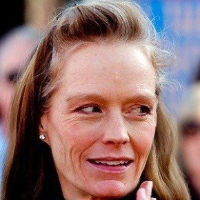 Suzy Amis