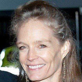 Suzy Amis