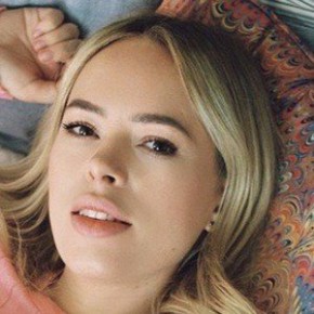 Tanya Burr