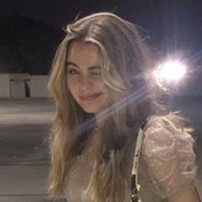 Tess Holloway