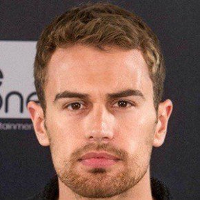 Theo James