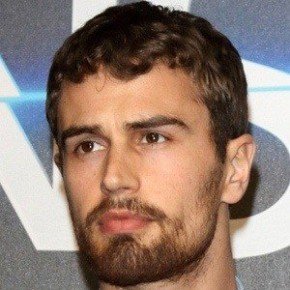 Theo James