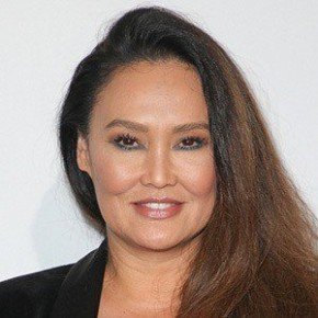 Tia Carrere
