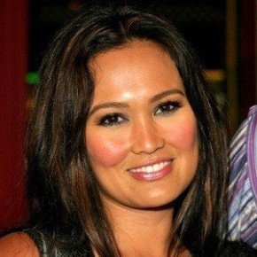 Tia Carrere