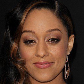 Tia Mowry