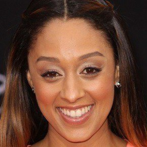 Tia Mowry