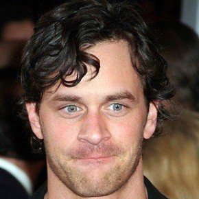 Tom Everett Scott