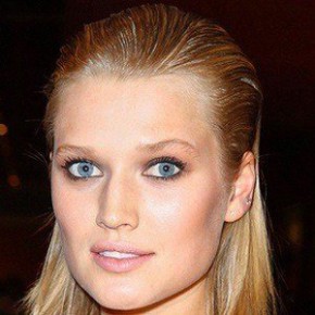 Toni Garrn