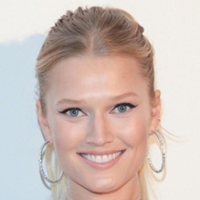 Toni Garrn