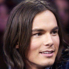 Tyler Blackburn