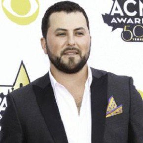 Tyler Farr