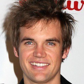 Tyler Hilton