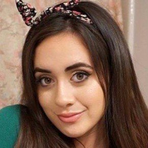 Veronica Rose
