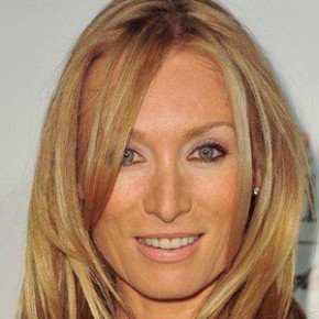 Victoria Smurfit