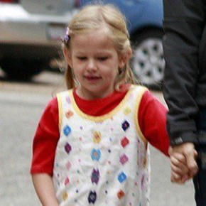 Violet Affleck