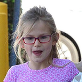 Violet Affleck