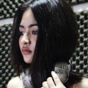 Vivoree Esclito