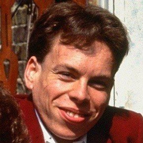Warwick Davis