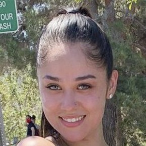 Yocelyn Alexander