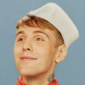 Yung Bae