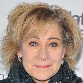 Zoe Wanamaker
