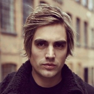 Charlie Simpson