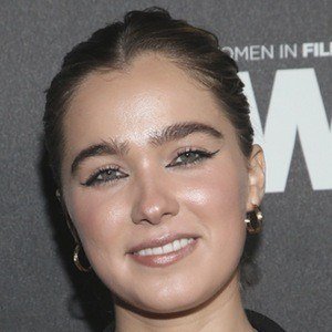 Haley Lu Richardson