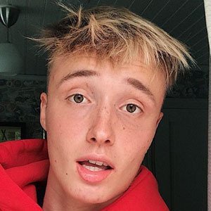 Isac Elliot