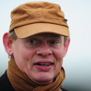 Martin Clunes