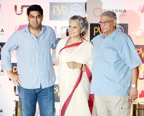 Kunaal Roy Kapur with his parents
