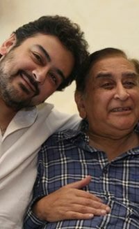 Adnan Sami with his father