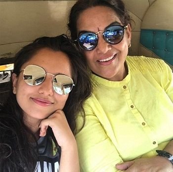 Ahsaas Channa with her mother