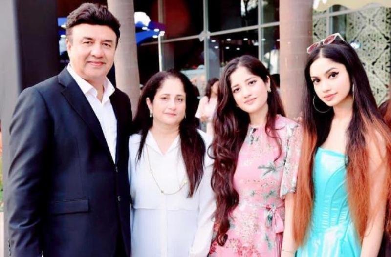 Armaan Maliku0027s Uncle Anu Malik His Aunt And Cousins