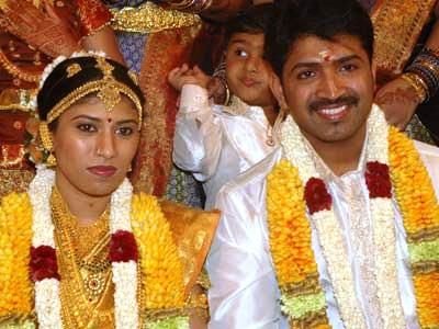 Arun Vijay u0027s Marriage Photograph