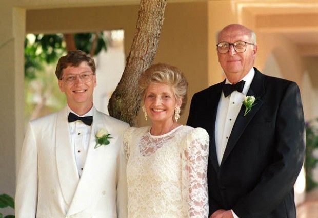 Bill Gates with his Parents