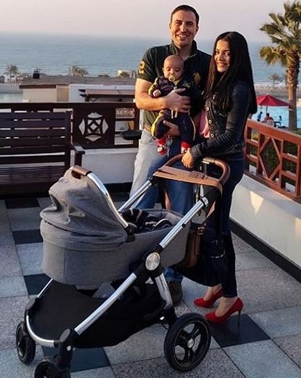 Celina Jaitly with her husband and son Arthur