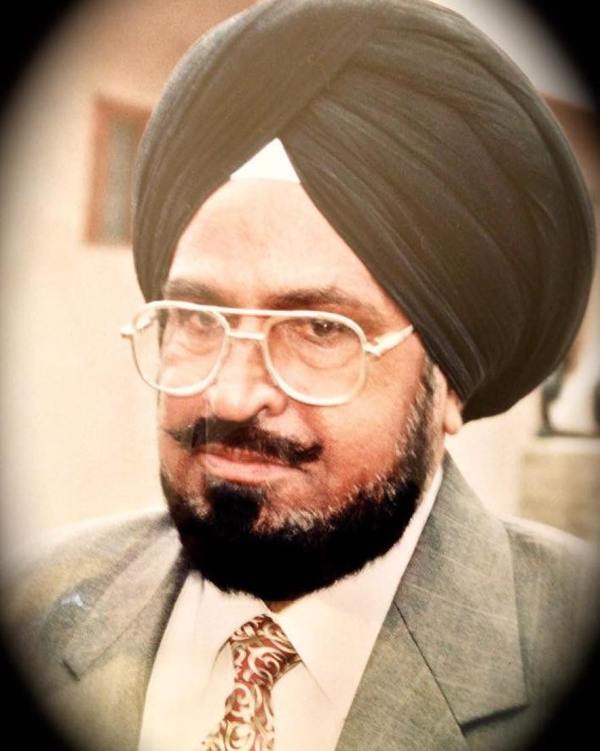 Gippy Grewalu0027s father